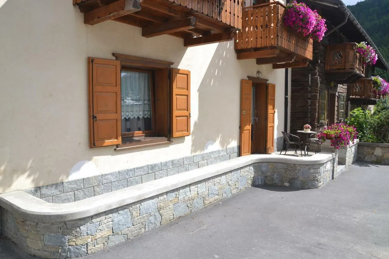 Appartamenti Rin Gemel Livigno 0*,  Italy